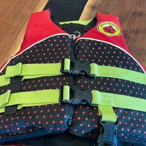Life jacket for a child 20-25 inch chest 30-50 lbs  full throttle brand.